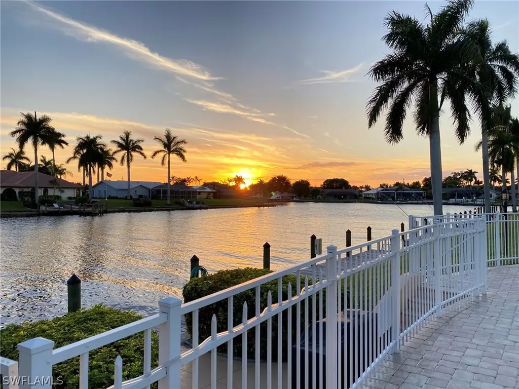 1904 SE 43rd Street Cape Coral FL 33904