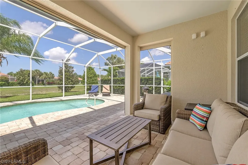 Bonita Springs FL, 28526 Guinivere Way