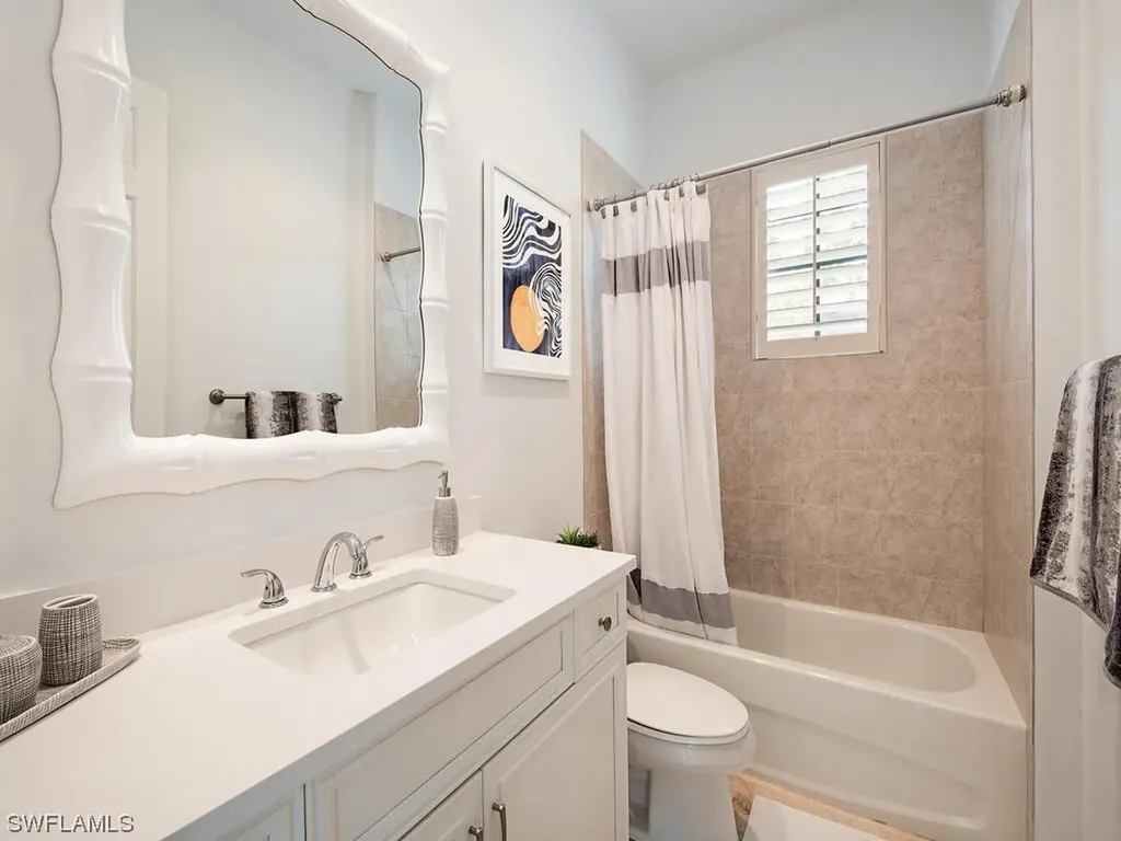 2947 Mona Lisa Boulevard Naples FL 34119