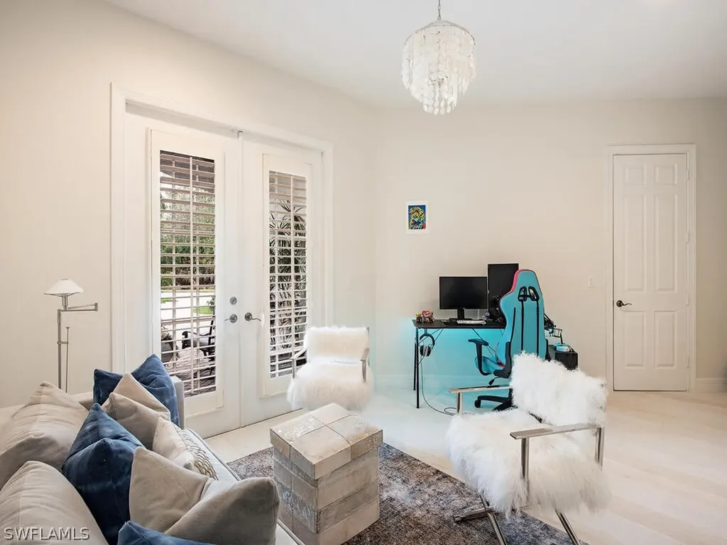 2947 Mona Lisa Boulevard Naples FL 34119