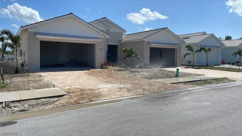9134 Cayman Drive Naples FL 34114