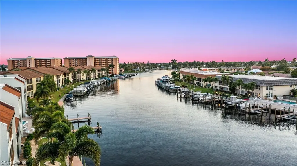 4218 SE 20th Place Cape Coral FL 33904