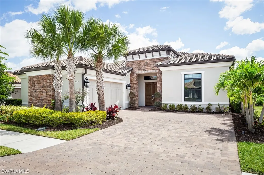 9364 Rapallo Street Naples FL 34119