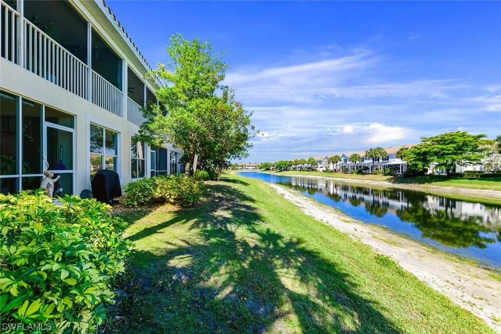 1280 Henley Street Naples FL 34105