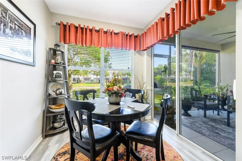 1280 Henley Street Naples FL 34105