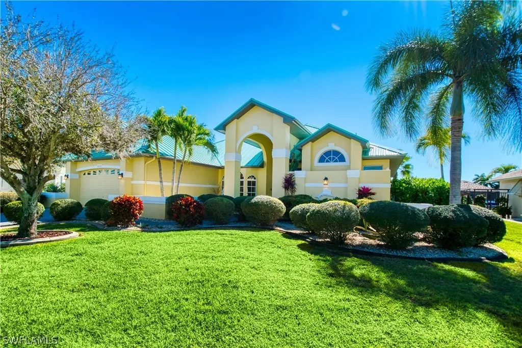 2504 SW 51st Street Cape Coral FL 33914