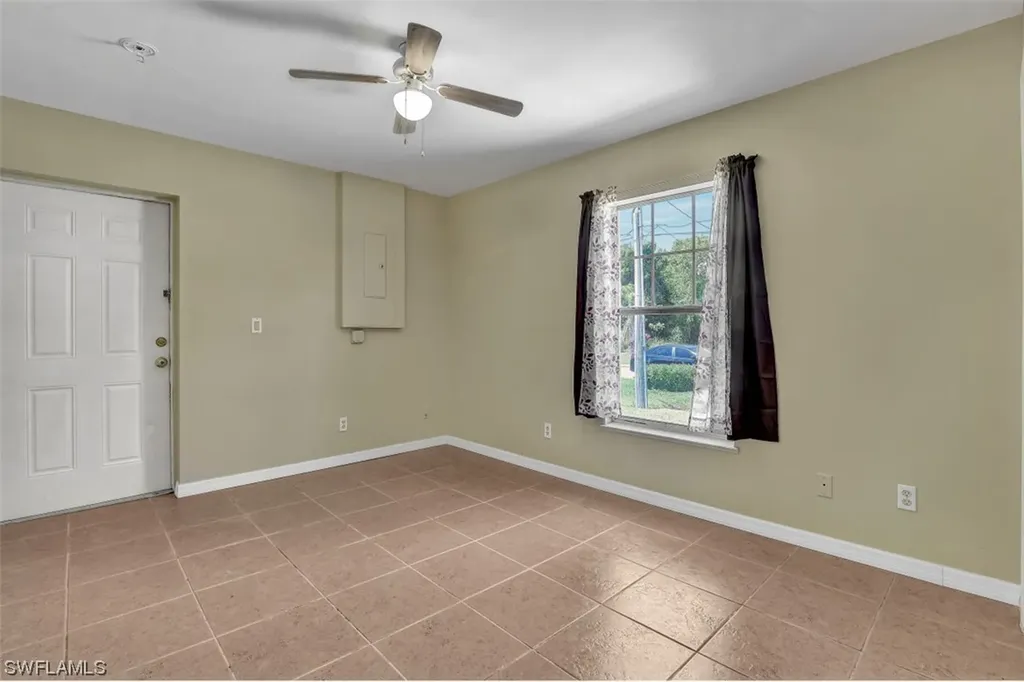 3250 Cottage Grove Avenue Naples FL 34112