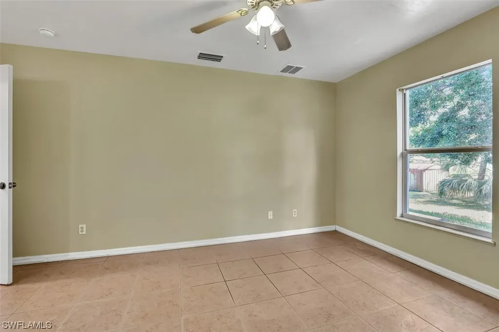 3250 Cottage Grove Avenue Naples FL 34112