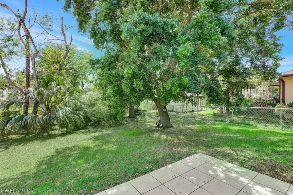 3250 Cottage Grove Avenue Naples FL 34112