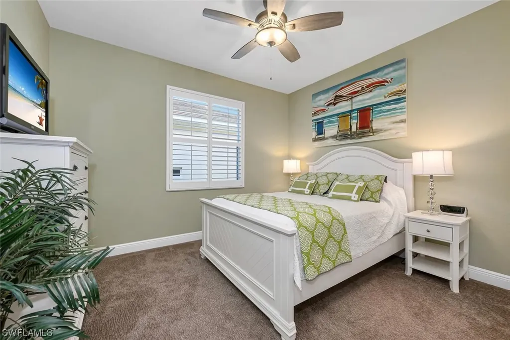 4805 Cerromar Drive Naples FL 34112