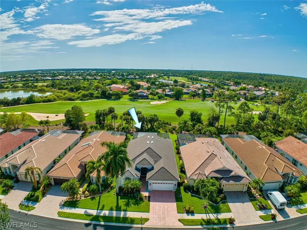 4805 Cerromar Drive Naples FL 34112