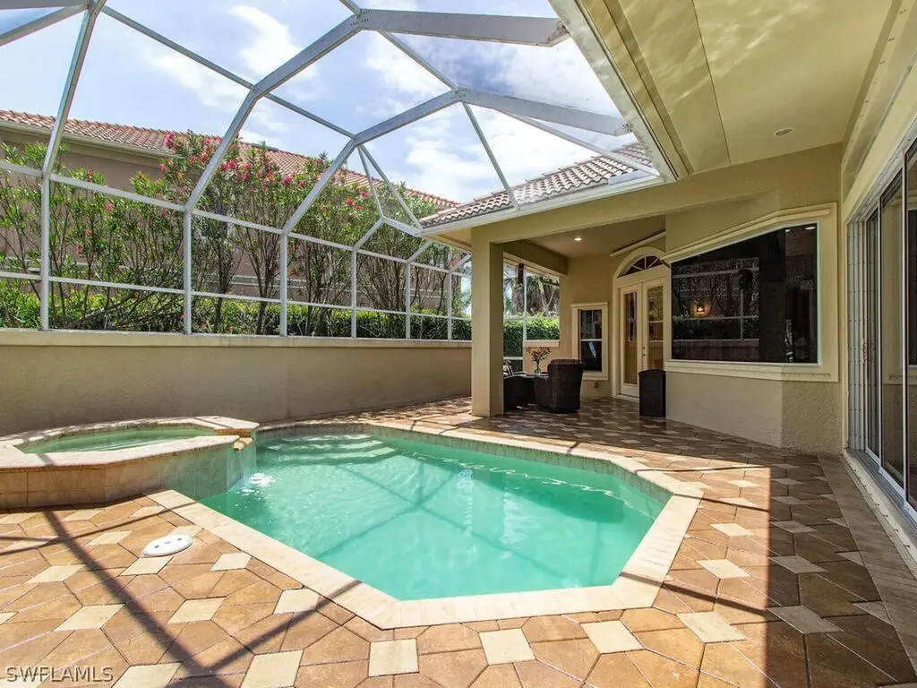 2844 Coco Lakes Drive Naples FL 34105