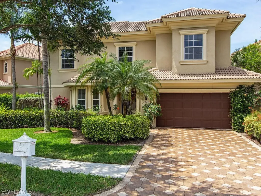 2844 Coco Lakes Drive Naples FL 34105