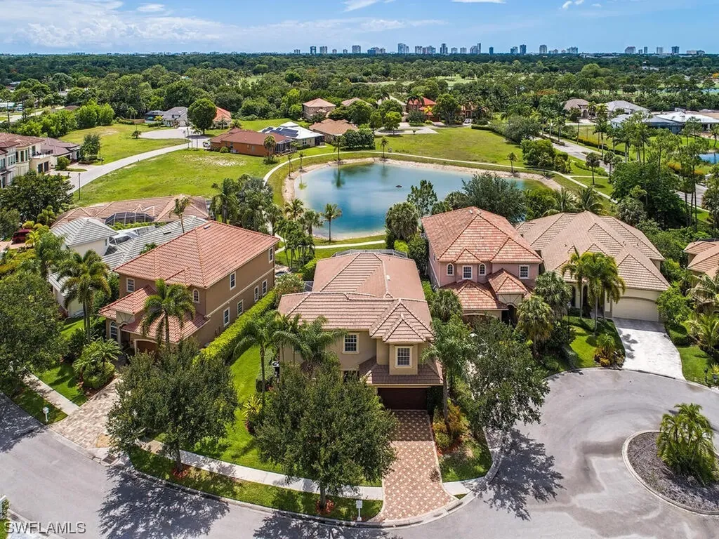 2844 Coco Lakes Drive Naples FL 34105