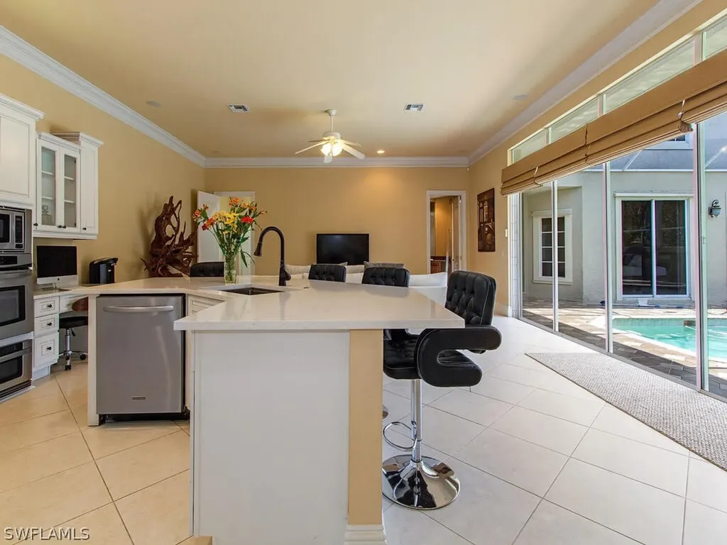 2844 Coco Lakes Drive Naples FL 34105
