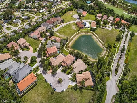 2844 Coco Lakes Drive Naples FL 34105