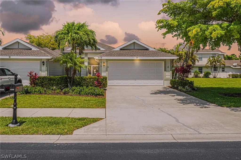4349 Avian Avenue Fort Myers FL 33916