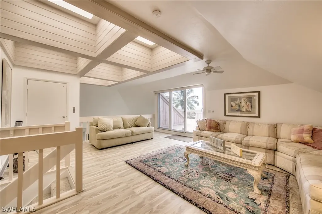 5075 Joewood Drive Sanibel FL 33957