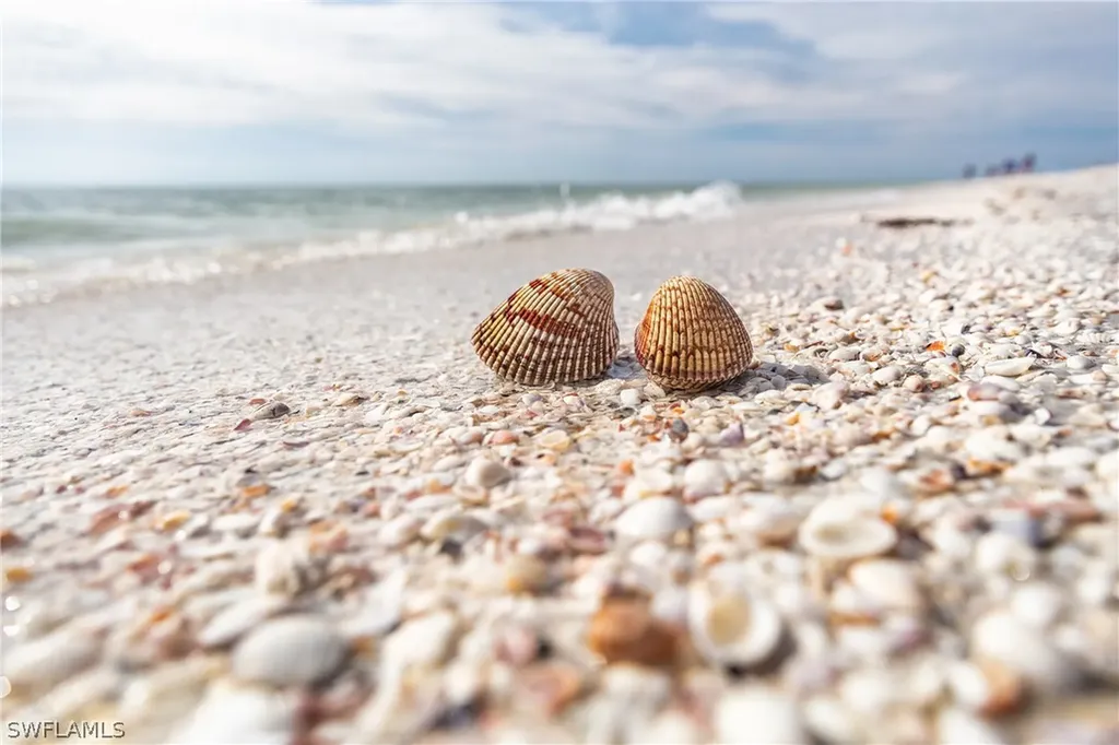 5075 Joewood Drive Sanibel FL 33957