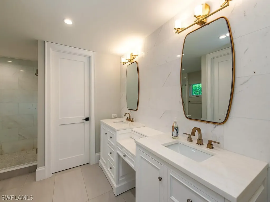 4881 West Boulevard Naples FL 34103