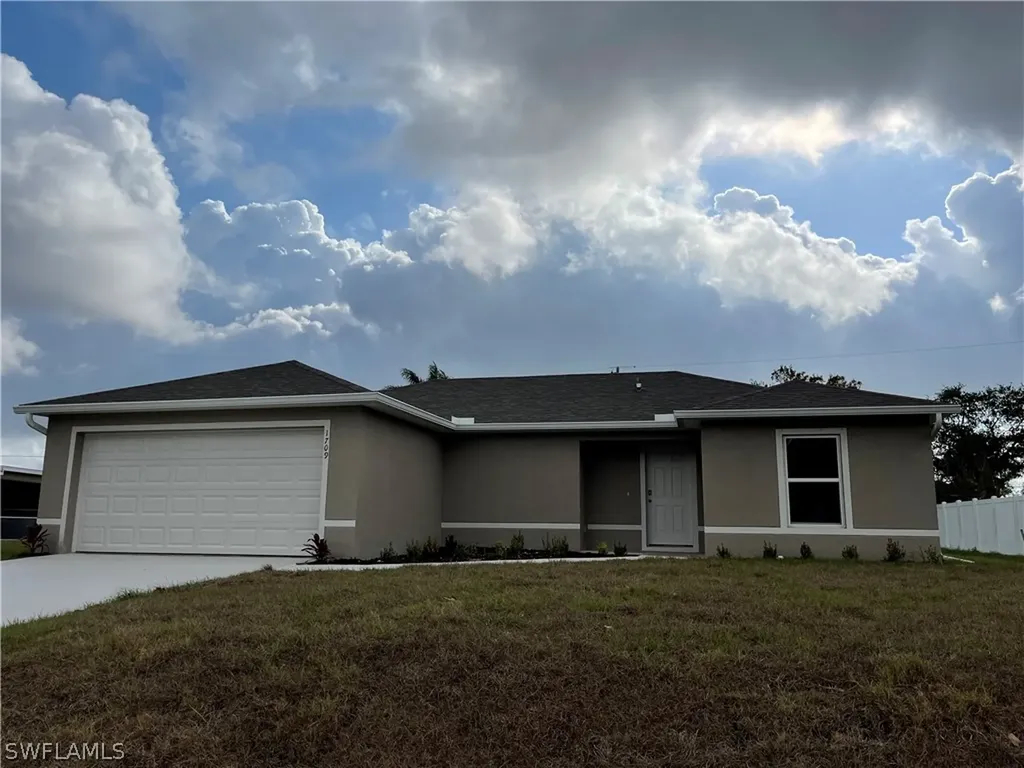 1709 NE 2nd Avenue Cape Coral FL 33909
