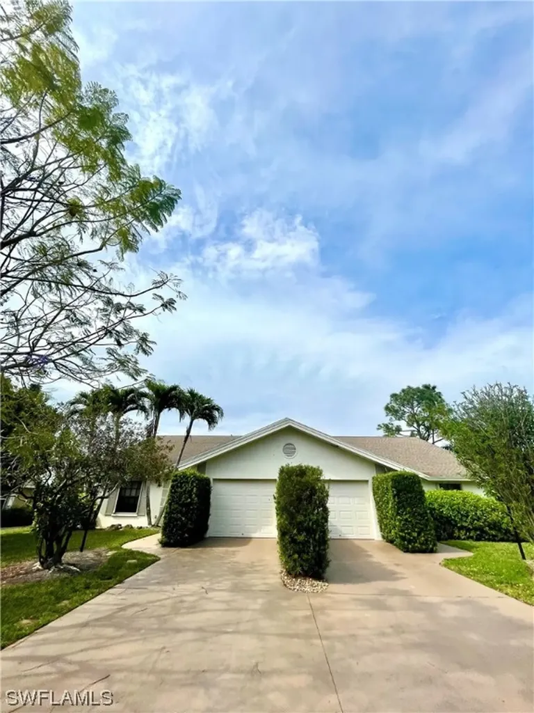 651 92nd Avenue N Naples FL 34108