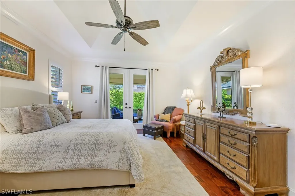 2109 Laguna Way Naples FL 34109