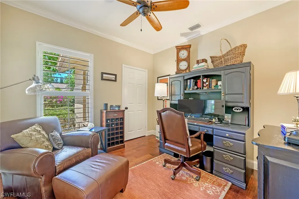 2109 Laguna Way Naples FL 34109