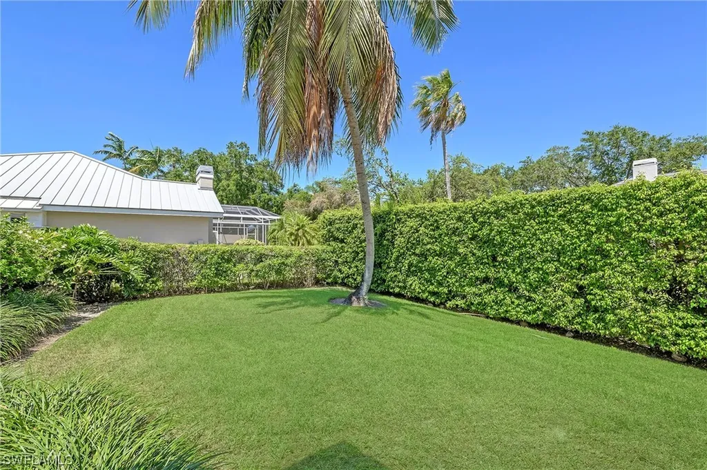 2109 Laguna Way Naples FL 34109