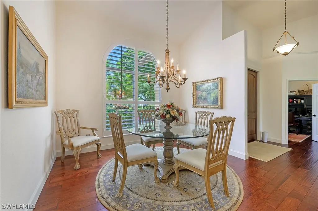 2109 Laguna Way Naples FL 34109