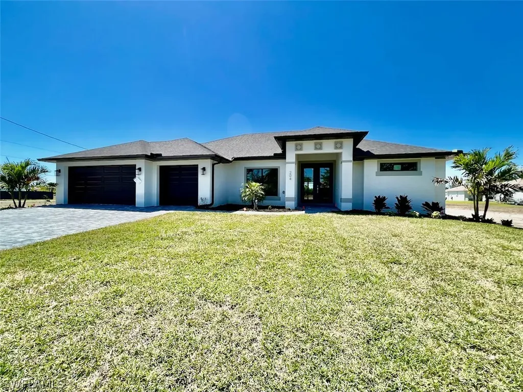 204 NW 35th Avenue Cape Coral FL 33993