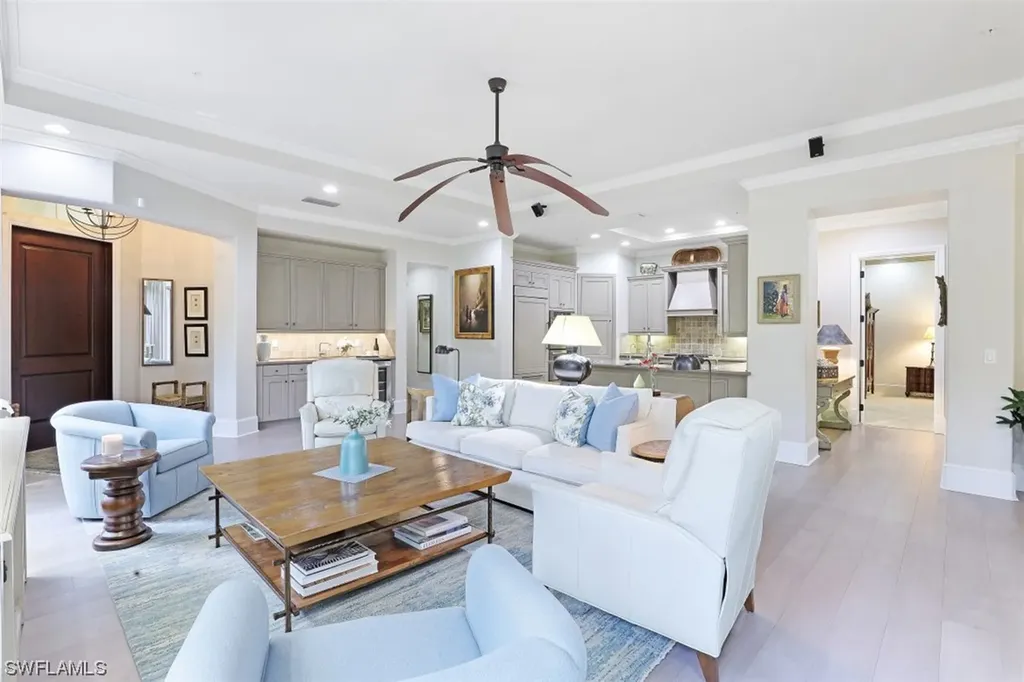 2305 Residence Circle Naples FL 34105