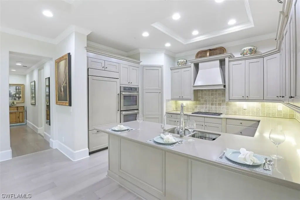 2305 Residence Circle Naples FL 34105