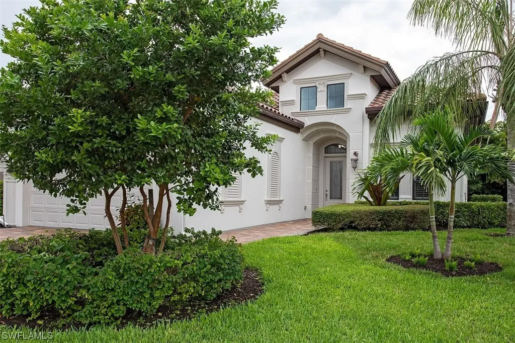 15890 Secoya Reserve Circle Naples FL 34110