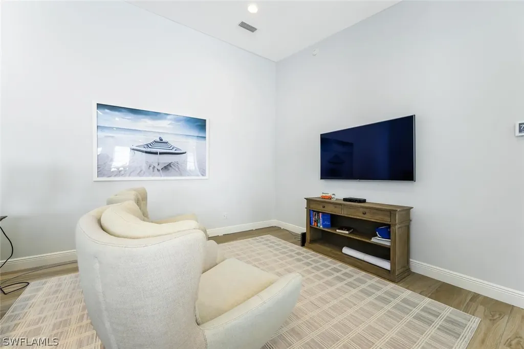 3129 Andorra Court Naples FL 34109