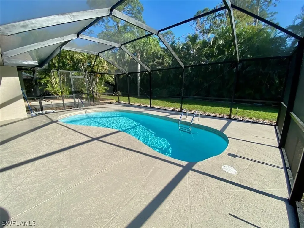 146 Versailles Circle Naples FL 34112
