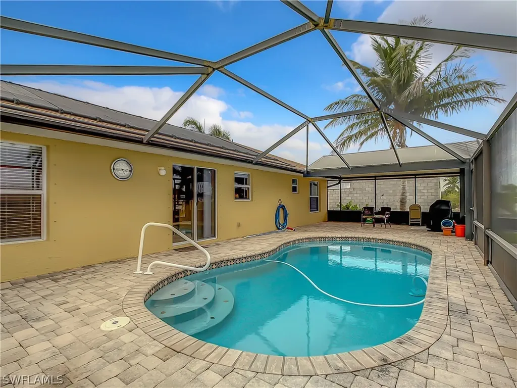 1532 NW 36th Avenue Cape Coral FL 33993