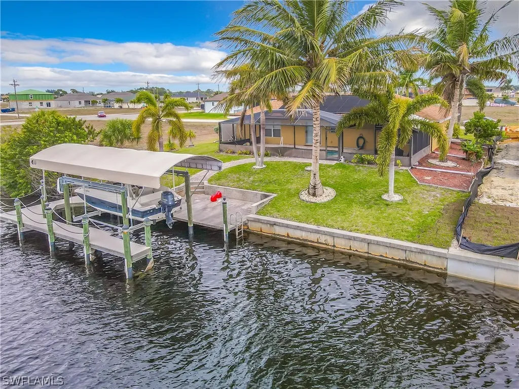 1532 NW 36th Avenue Cape Coral FL 33993