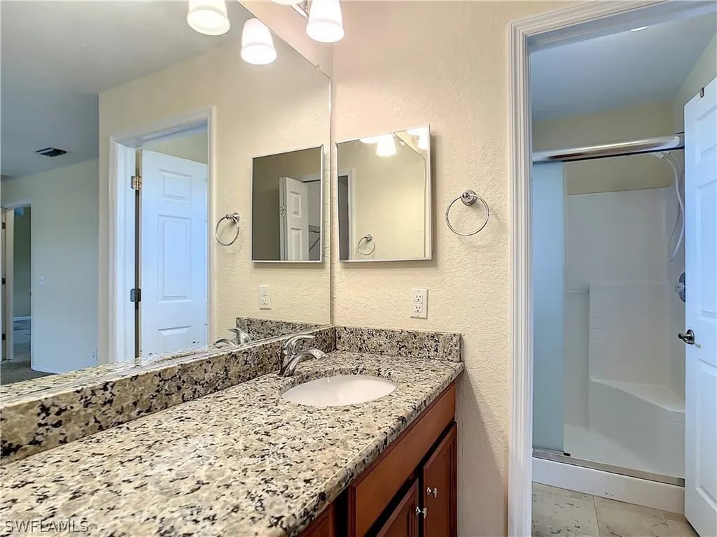 1532 NW 36th Avenue Cape Coral FL 33993