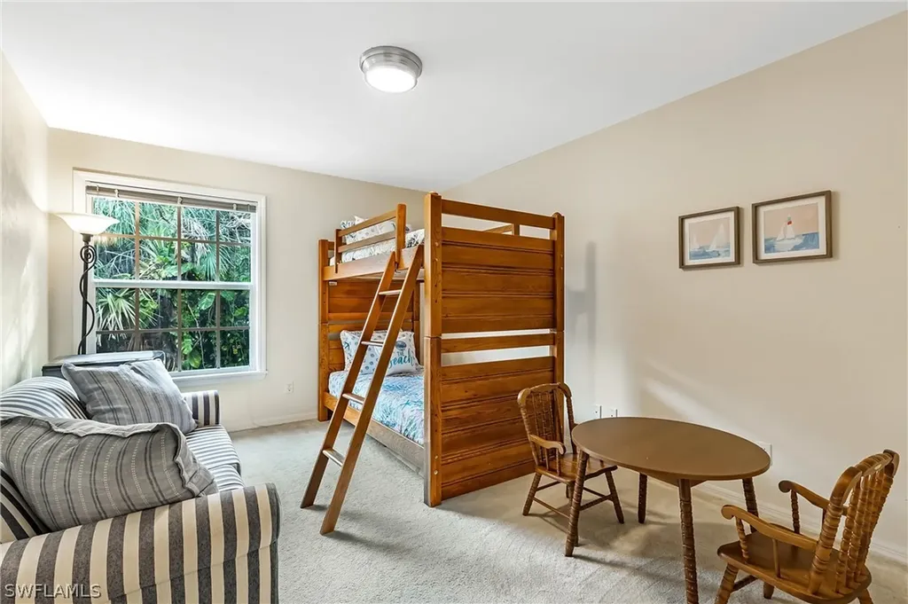 479 Las Tiendas Lane Sanibel FL 33957