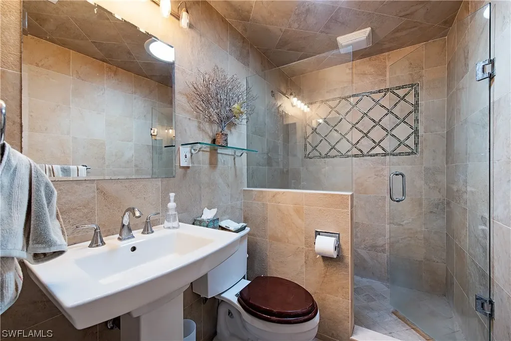 1243 10th Avenue N Naples FL 34102