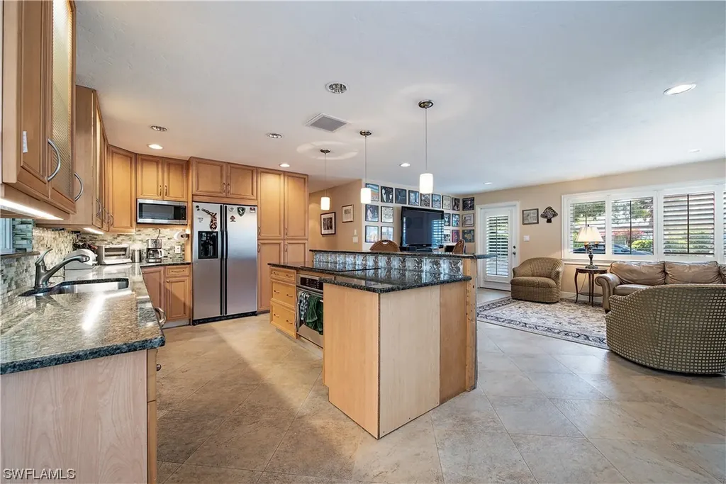 1243 10th Avenue N Naples FL 34102