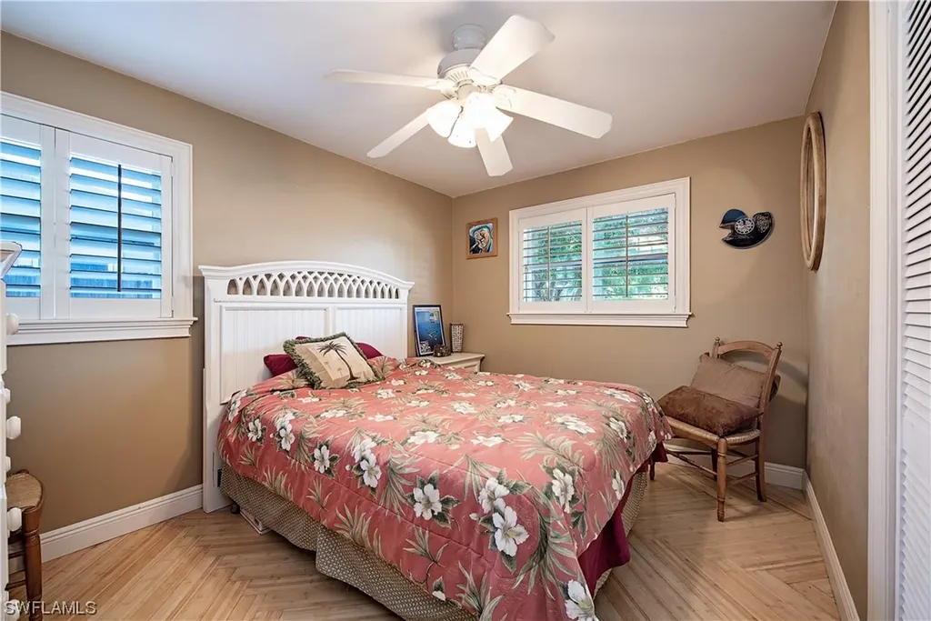 1243 10th Avenue N Naples FL 34102