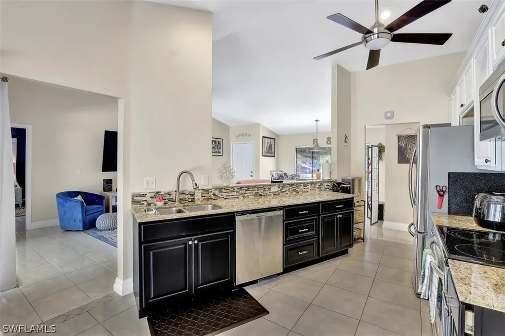 19051 Pine Run Lane Fort Myers FL 33967