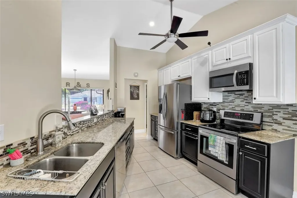 19051 Pine Run Lane Fort Myers FL 33967
