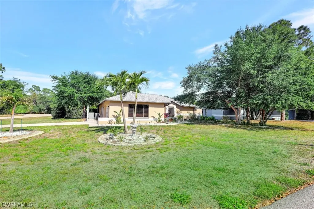 19051 Pine Run Lane Fort Myers FL 33967