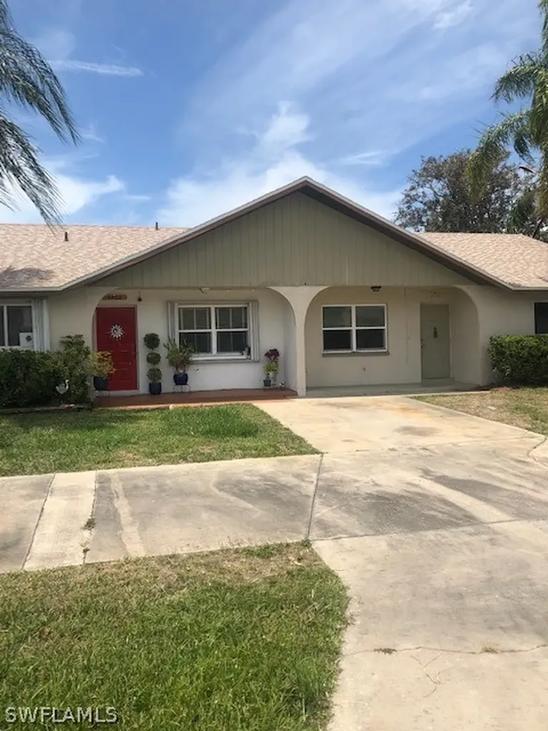 4400 SW 7th Place Cape Coral FL 33914