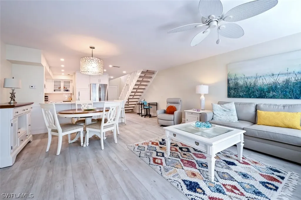 833 Meadowland Drive Naples FL 34108