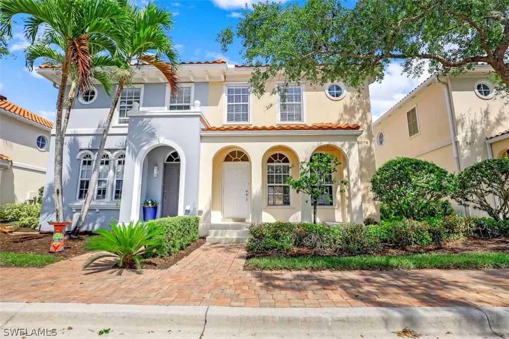 6076 Towncenter Circle Naples FL 34119