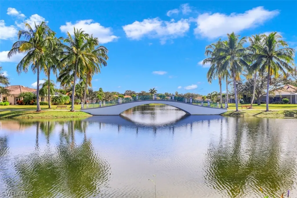 6076 Towncenter Circle Naples FL 34119